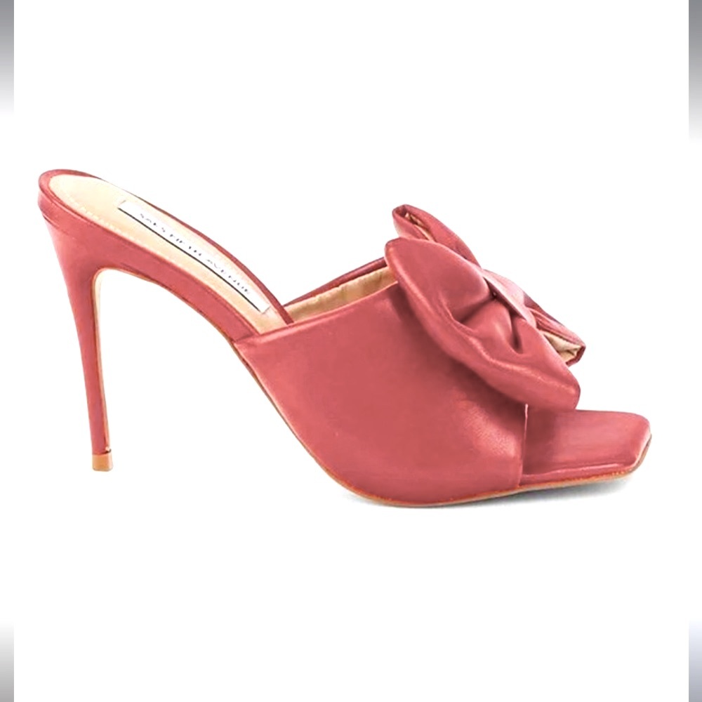 Saks Fifth Avenue Red leather bow sandals
